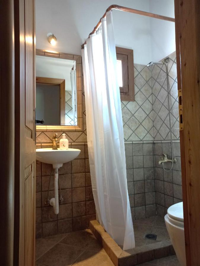Platanos Villa Василики Екстериор снимка