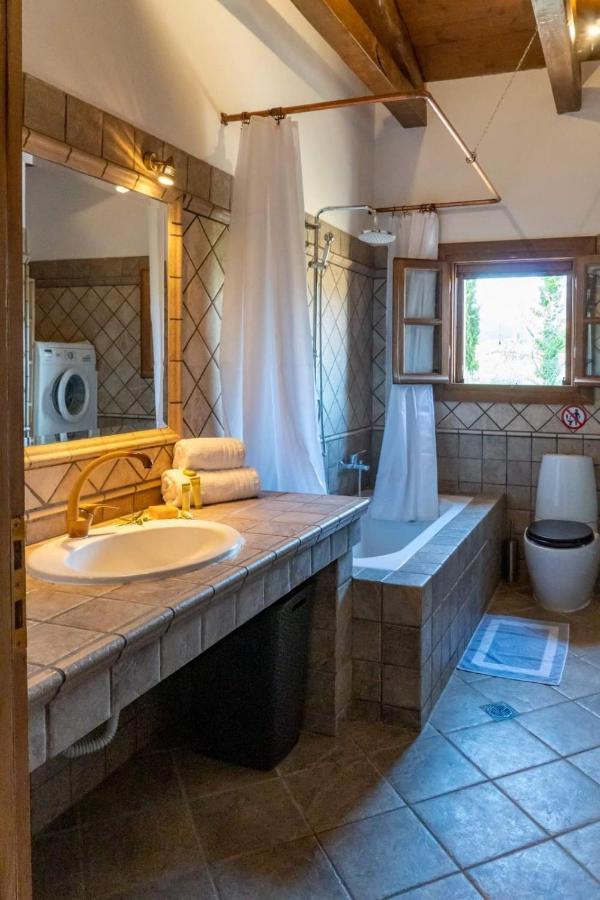 Platanos Villa Василики Екстериор снимка